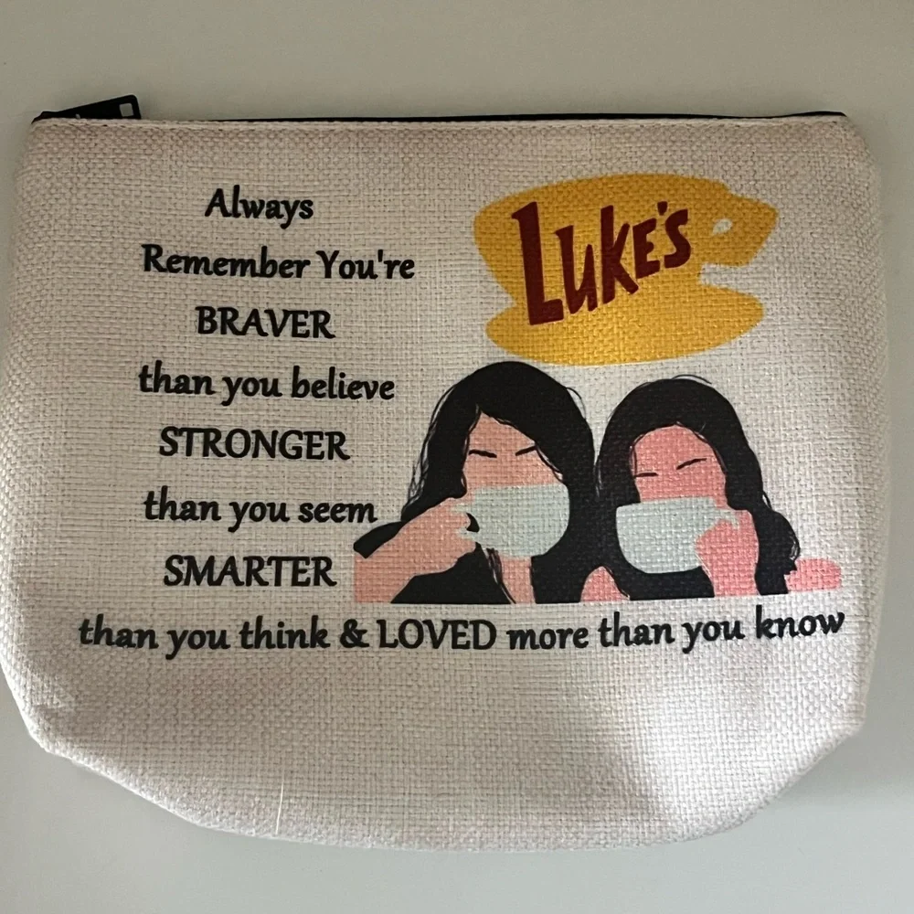 Cream Pouch - Picture 1 of 6